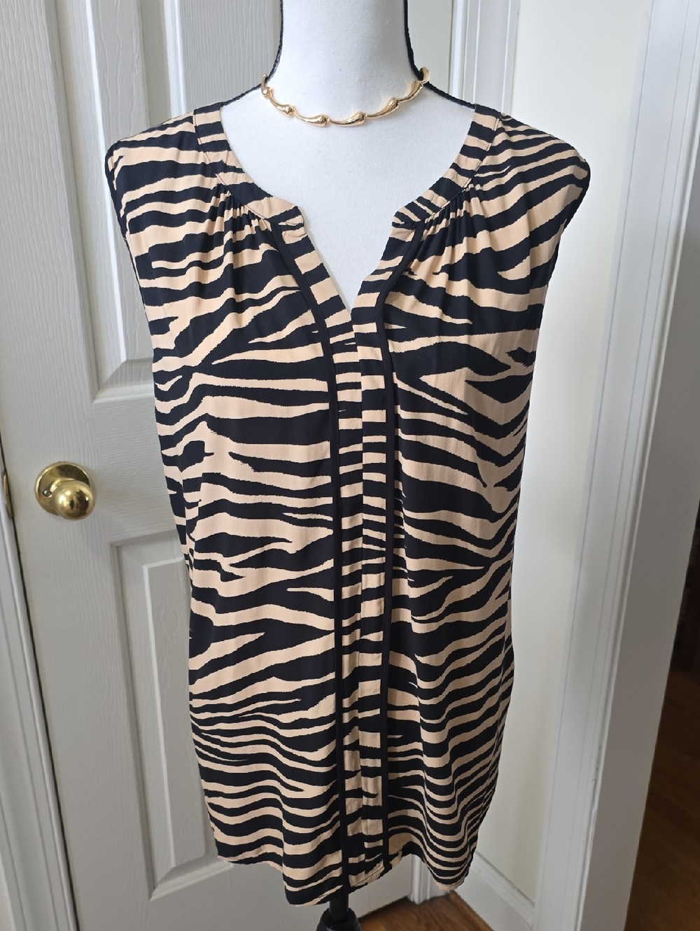 LIZ CLAIBORNE WOMEN'S PLUS TAN & BLACK ZEBRA PRINT SLEEVELESS TOP PLUS SIZE XXL